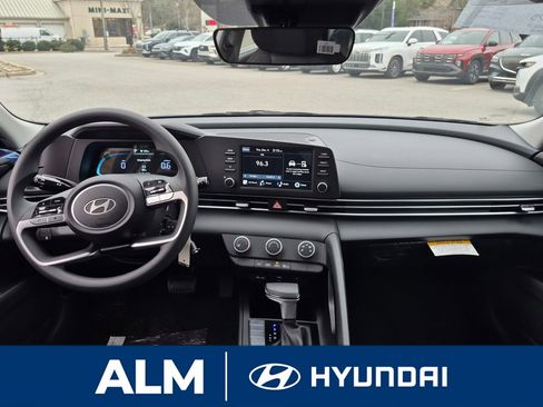 New 2026 Hyundai Elantra SE image 20