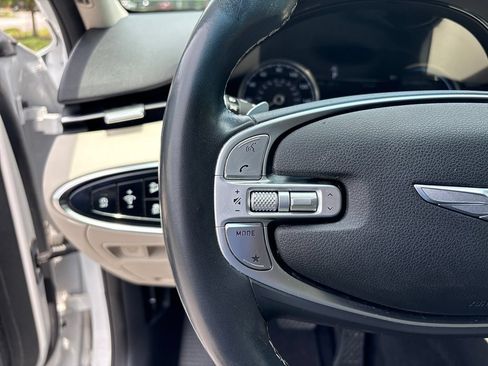 Used 2023 Genesis GV70 2.5T w/ Advanced Package AWD/4WD image 13