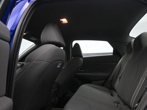 Used 2024 Hyundai Elantra SEL FWD image 11