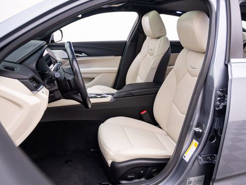 Certified 2022 Cadillac CT4 Premium Luxury AWD/4WD image 15