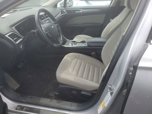 Used 2017 Ford Fusion S FWD image 4