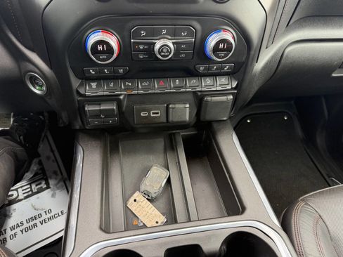 Used 2021 GMC Sierra 3500 AT4 w/ AT4 Premium Plus Package image 27