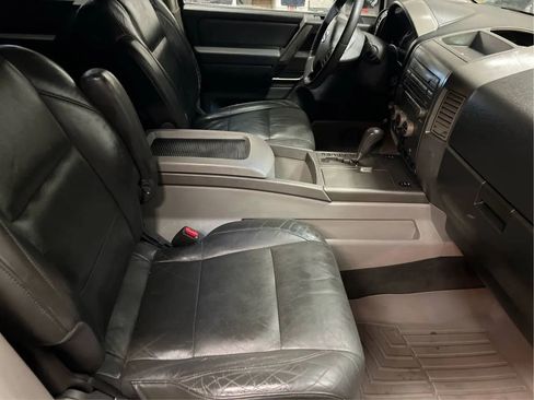 Used 2004 Nissan Titan LE w/ (SAB) Side-Airbag Pkg image 10