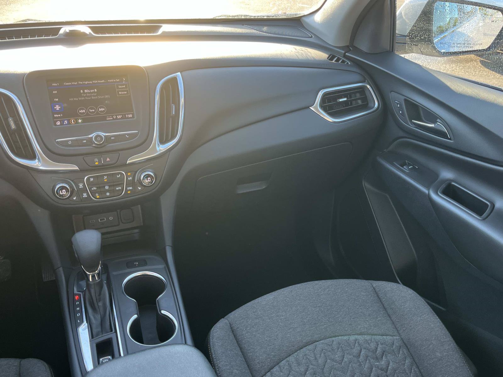 Used 2024 Chevrolet Equinox LT AWD/4WD image 15