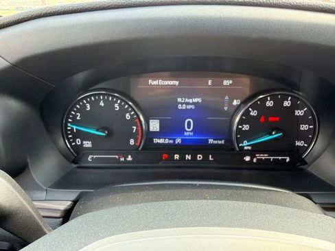 Used 2023 Ford Explorer Limited AWD/4WD image 31