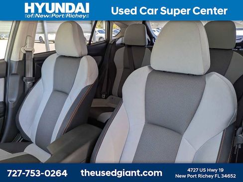 Used 2022 Subaru Crosstrek 2.0i Premium w/ Moonroof Package image 7