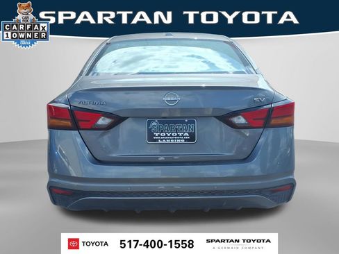 Used 2024 Nissan Altima 2.5 SV FWD image 8