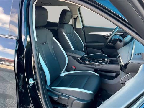 Used 2025 Buick Envision Sport Touring AWD/4WD image 8