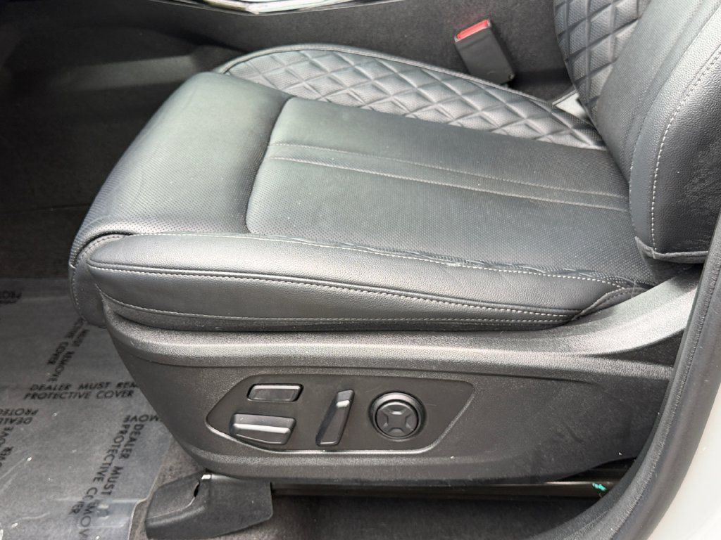 Used 2023 Kia Sorento SX Prestige AWD/4WD image 16