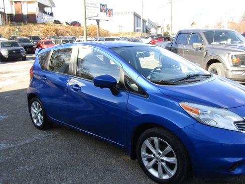 Used 2015 Nissan Versa Note SV w/ SL Tech Package image 18