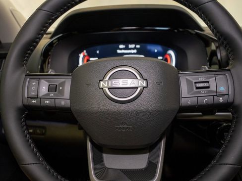 New 2026 Nissan Pathfinder Platinum image 14