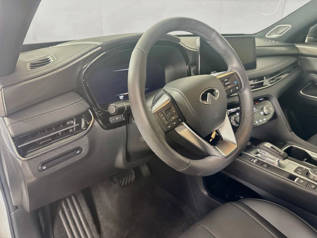 Certified 2027 INFINITI QX60 Sport w/ Dark Cargo Package AWD/4WD image 12