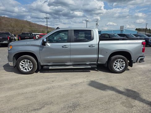 Used 2024 Chevrolet Silverado 1500 LT w/ Protection Package AWD/4WD image 9