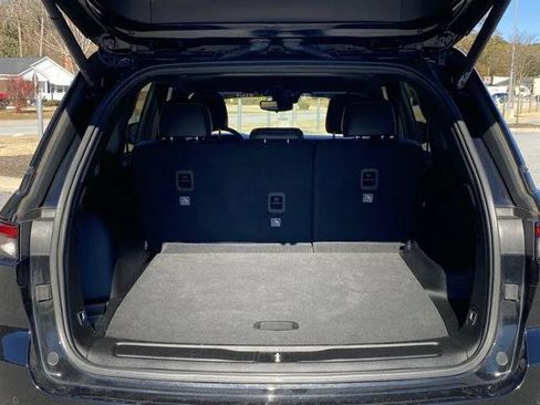 Certified 2023 Jeep Grand Cherokee Altitude image 31