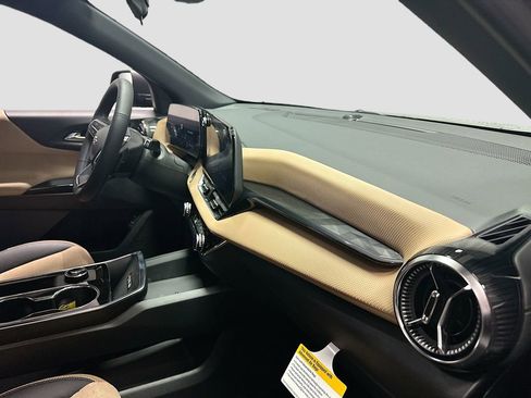 New 2026 Chevrolet Equinox ACTIV FWD image 31