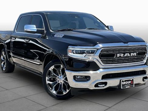 Used 2019 RAM 1500 Limited RWD image 3