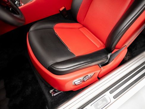 Used 2020 Rolls-Royce Wraith image 61
