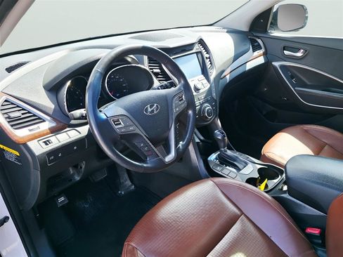 Used 2013 Hyundai Santa Fe Limited w/ Technology Pkg FWD image 10