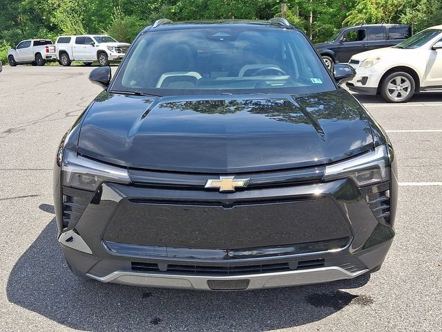 Used 2024 Chevrolet Blazer EV LT AWD/4WD image 2