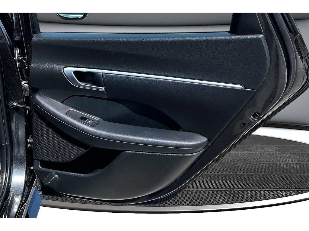 Used 2025 Hyundai Sonata SEL FWD image 43