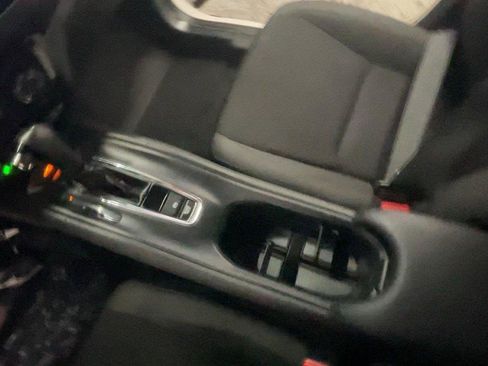Used 2022 Honda HR-V Sport image 39
