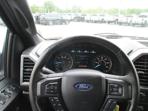 Used 2020 Ford F150 XLT w/ Equipment Group 302A Luxury AWD/4WD image 33