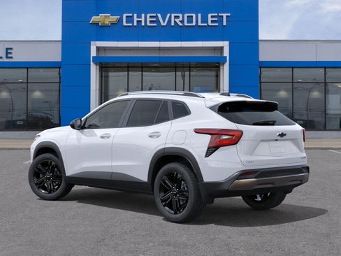 New 2026 Chevrolet Trax ACTIV w/ Driver Confidence Package FWD image 3
