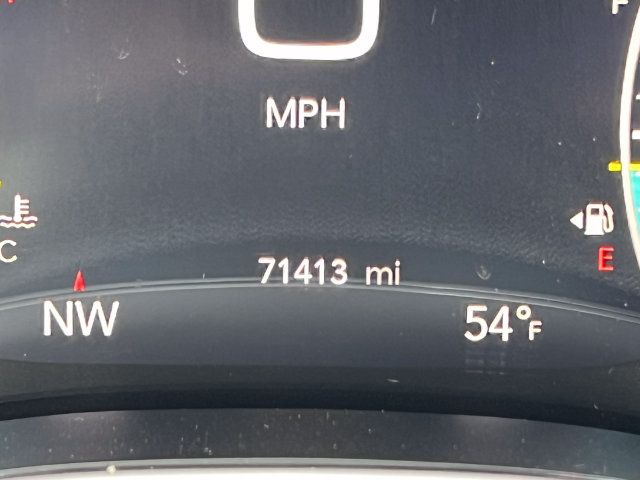 Used 2025 Chrysler Pacifica Limited FWD image 8