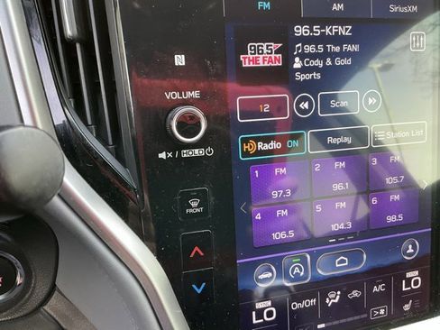 Used 2021 Subaru Outback Premium image 24