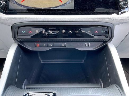 New 2026 Jeep Cherokee Laredo AWD/4WD image 16