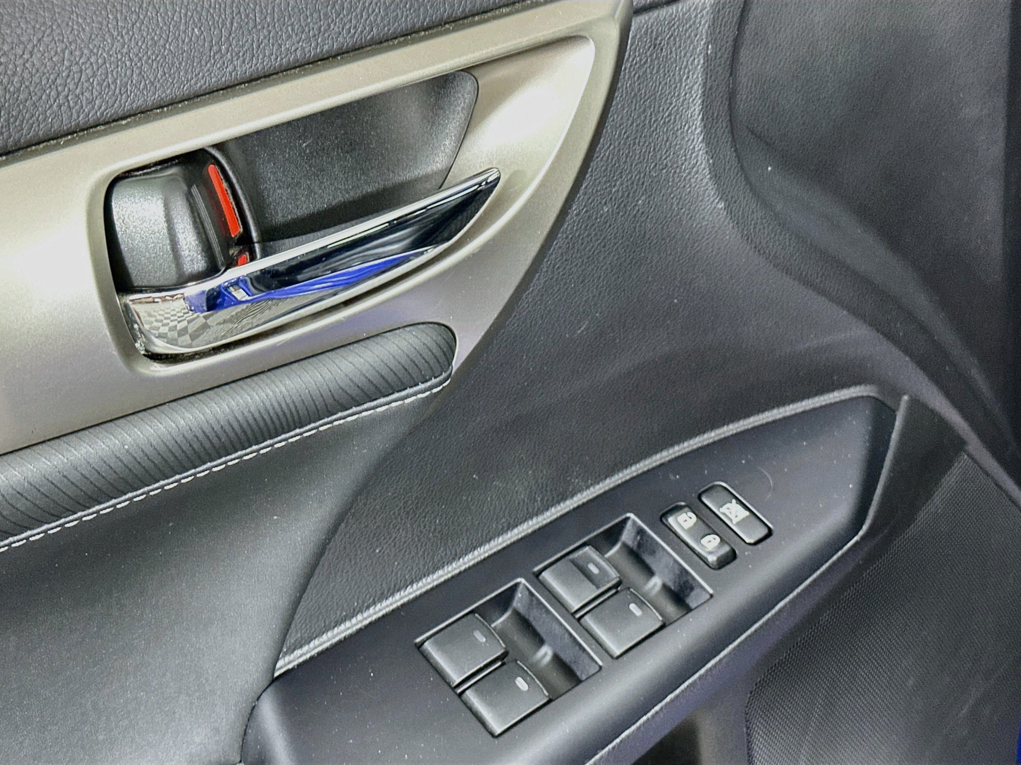 Used 2016 Lexus CT 200h w/ Navigation Package FWD image 15