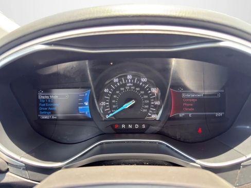 Used 2016 Ford Fusion SE AWD/4WD image 18