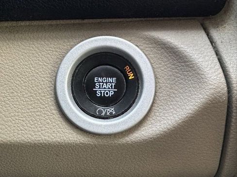 Used 2018 RAM 1500 Limited image 30