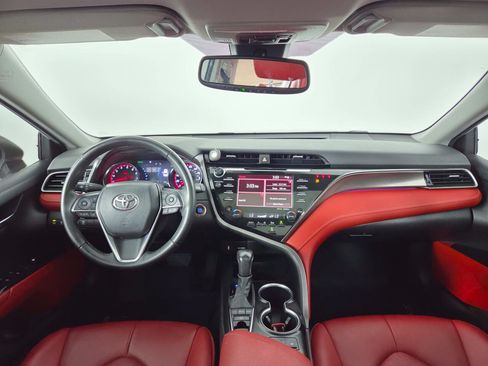Used 2020 Toyota Camry XSE FWD image 23