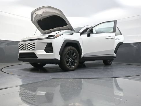 Used 2026 Toyota RAV4 XLE Premium FWD image 41