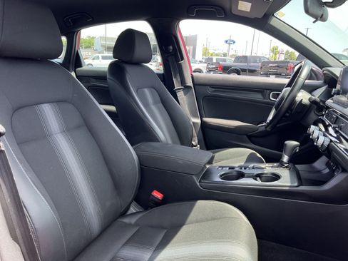 Used 2025 Honda Civic Sport image 25