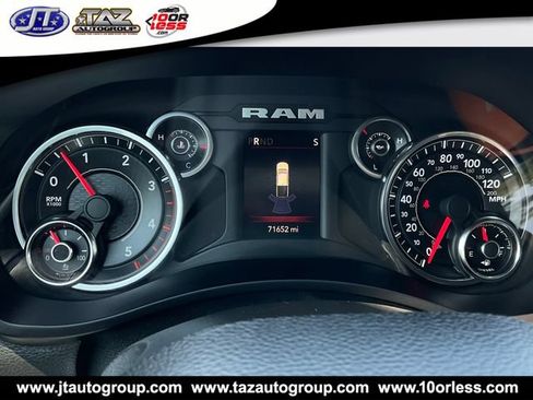Used 2022 RAM 2500 Tradesman w/ Chrome Appearance Group AWD/4WD image 18