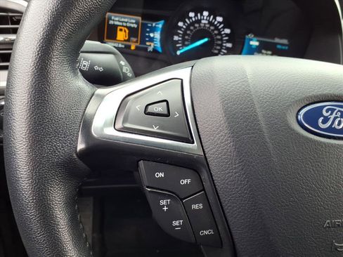 Used 2024 Ford Edge SEL image 15