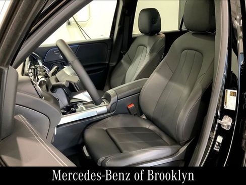 Certified 2026 Mercedes-Benz GLB 250 4MATIC image 10