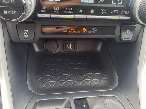 Certified 2025 Toyota RAV4 XLE AWD/4WD image 21