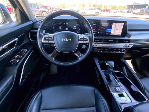 Used 2024 Kia Telluride LX image 6
