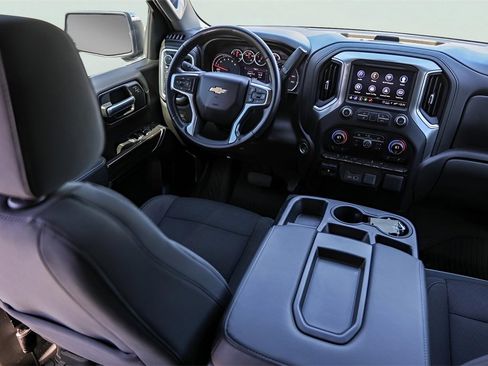 Used 2021 Chevrolet Silverado 1500 LT image 29