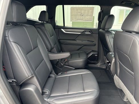 New 2026 GMC Acadia Elevation w/ Black Edition AWD/4WD image 32