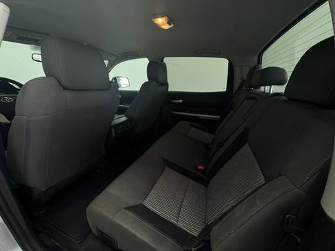 Used 2016 Toyota Tundra SR5 w/ SR5 Upgrade Package AWD/4WD image 38