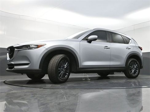 Certified 2021 MAZDA CX-5 Touring w/ Touring Preferred SV Package image 29