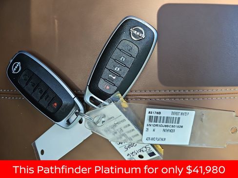 Used 2025 Nissan Pathfinder Platinum w/ Cargo Package AWD/4WD image 22