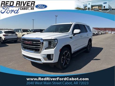 Used 2023 GMC Yukon SLT w/ SLT Premium Package image 1