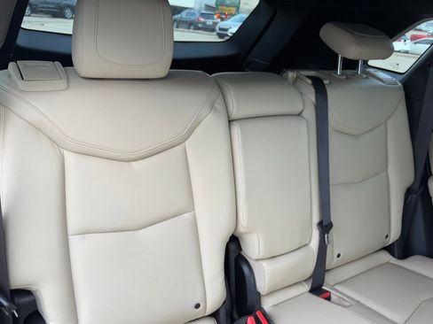 Used 2017 Cadillac XT5 Base image 36