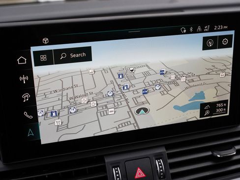 Certified 2025 Audi Q5 2.0T Premium Plus w/ Premium Plus Package image 11