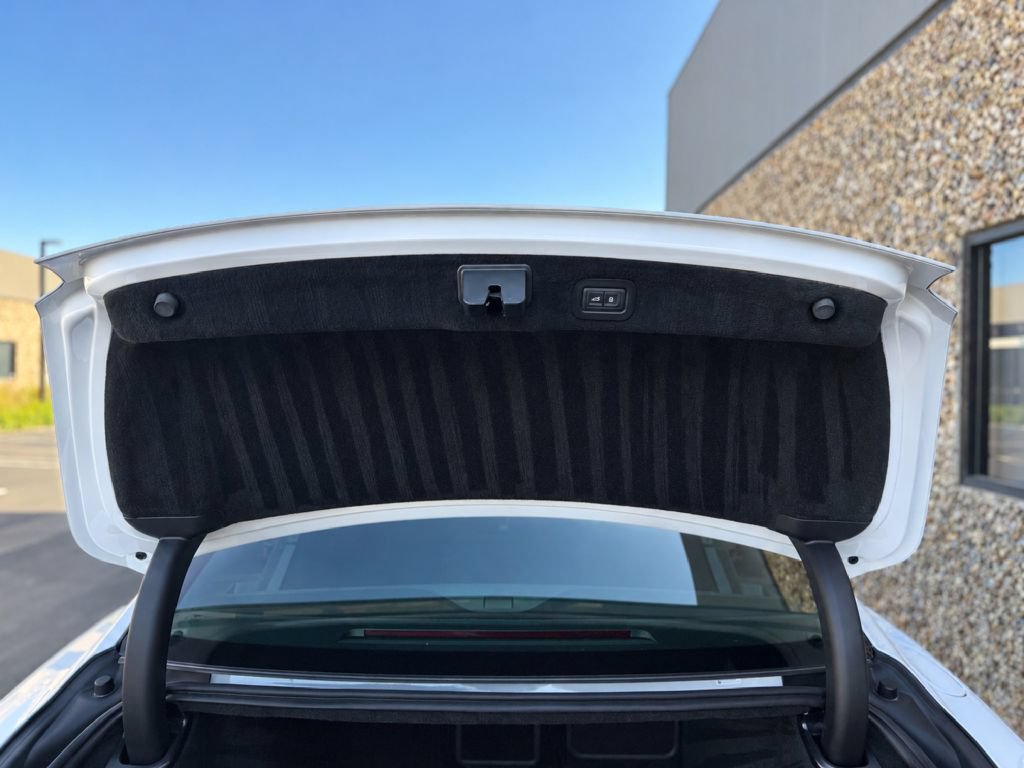 Used 2023 Bentley Flying Spur W12 AWD/4WD image 49